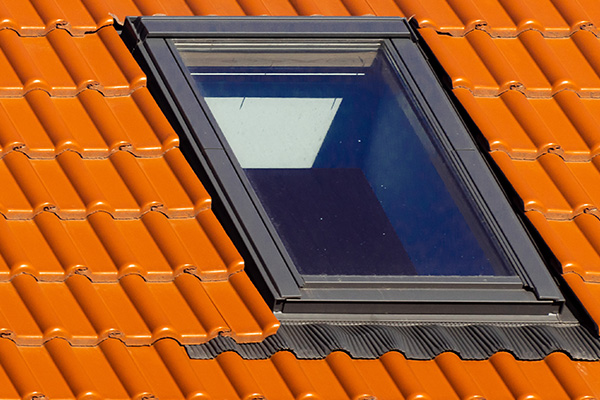 Pose de velux à Asnières sur Seine (92600) dans les Hauts-de-Seine (92)